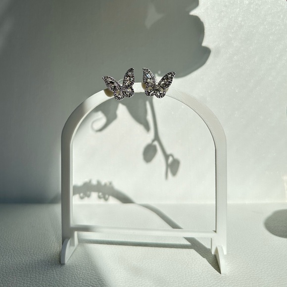 Rhinestones Sterling silver needle butterfly earrings - Picture 3 of 6